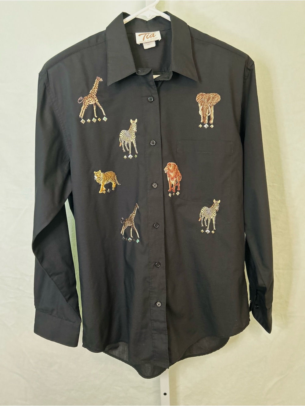 Vintage Tia Designs Embroidered Safari Animal Button Up Shirt Small